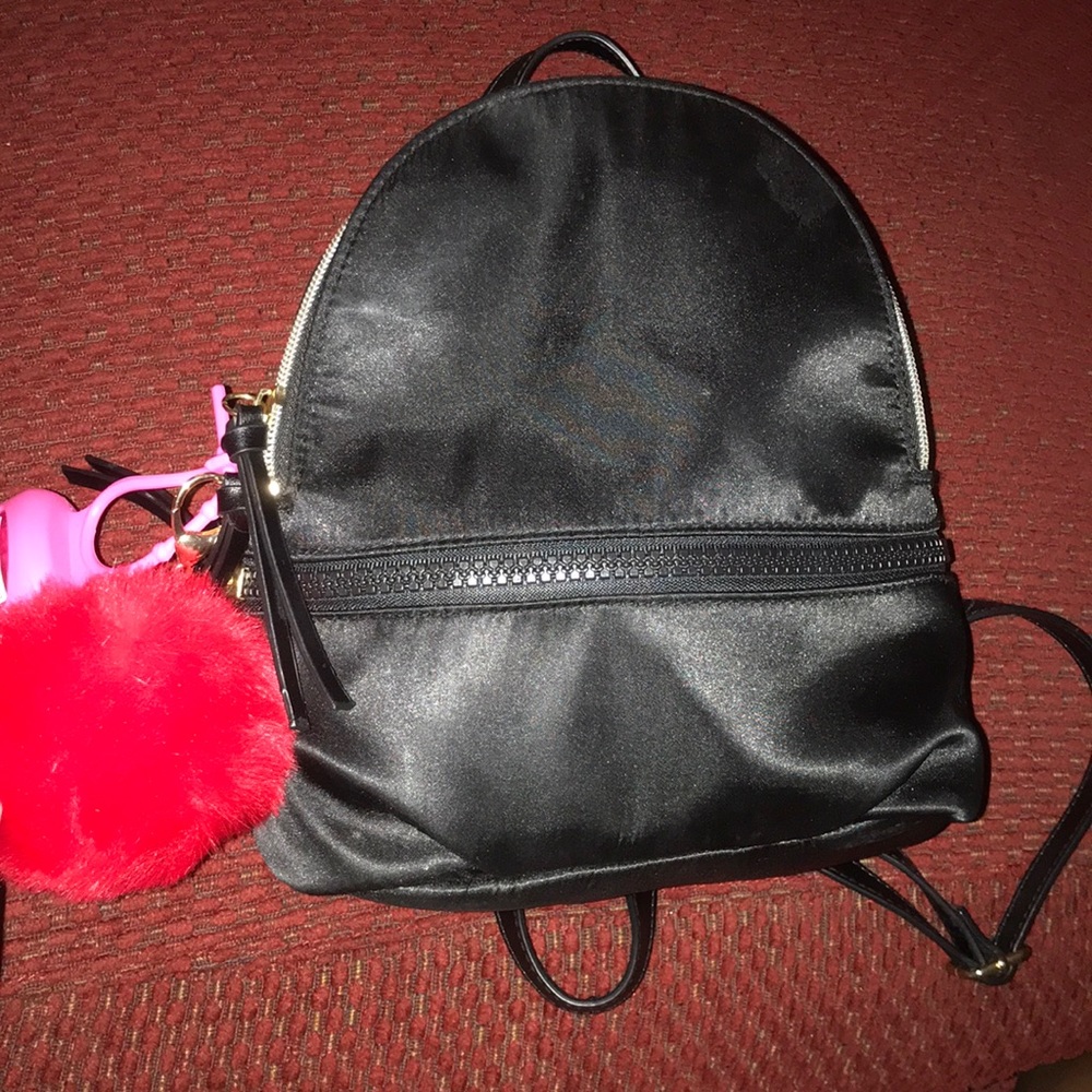I have no need for it anymore I have a new bag